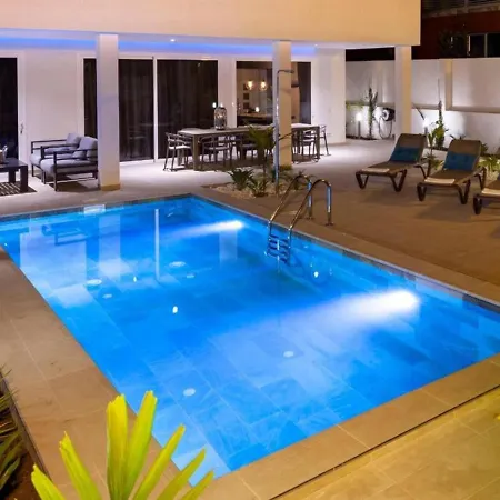 Сasa de vacaciones Holiday Palm Breeze *